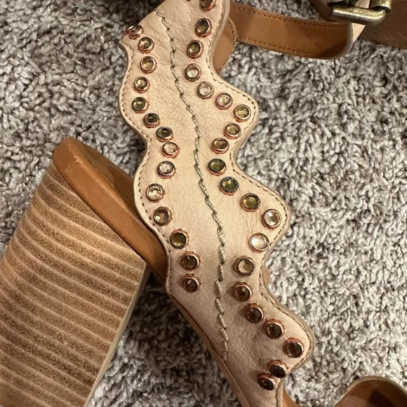 See By Chloe Embellished Nude Leather Sandals Heels Size 41 *damaged*