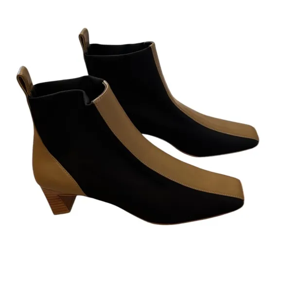 Senso Gwennie Fudge Leather Booties in tan/black size 38 (7.5). NWOB
