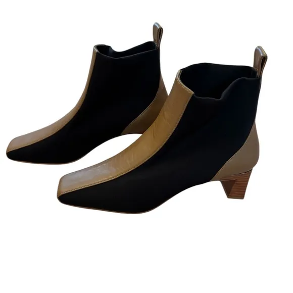 Senso Gwennie Fudge Leather Booties in tan/black size 38 (7.5). NWOB