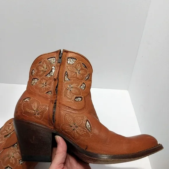 Shyanne Lily Fashion Western Booties, Size 9.5