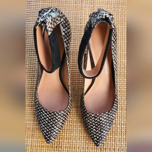 Sigerson Morrison Black and White Women's Heels Sz 6.5