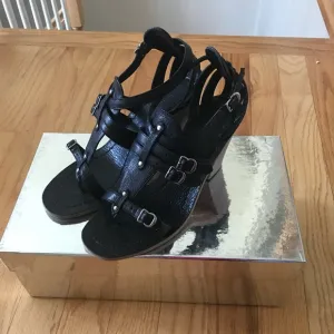 Sigerson Morrison sandals  never worn.