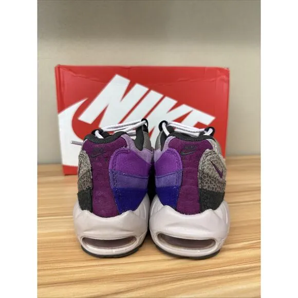 Size 7 - Nike Air Max 95 Viotech W