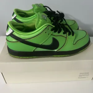 Size 9.5 - Powerpuff Girls Nike SB Dunk Low Buttercup