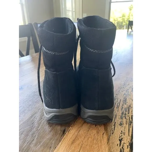 Skechers Outdoor Performance Waterproof Black Boots Women's Sz 6.5