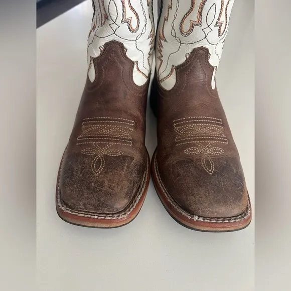 Smoky Mountain Boots Kid's Jesse Brown Waxed/White Cowboy 3664 youth size 2.5