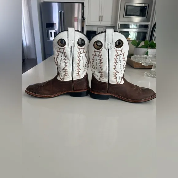 Smoky Mountain Boots Kid's Jesse Brown Waxed/White Cowboy 3664 youth size 2.5