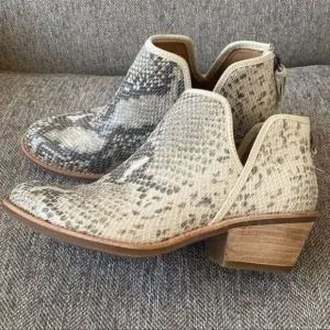 Sofft Abena Black Cream Leather Snake PrintConfort Ankle Boots Women's Size 6