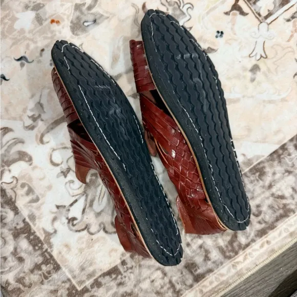 Sofia artesanal handmade in Mexico by artisan women all leather sandals in Sz 8