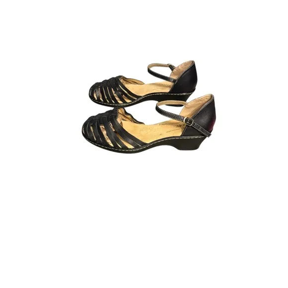 Softspots Tatianna Black Strappy Wedge Sandals 8.5W