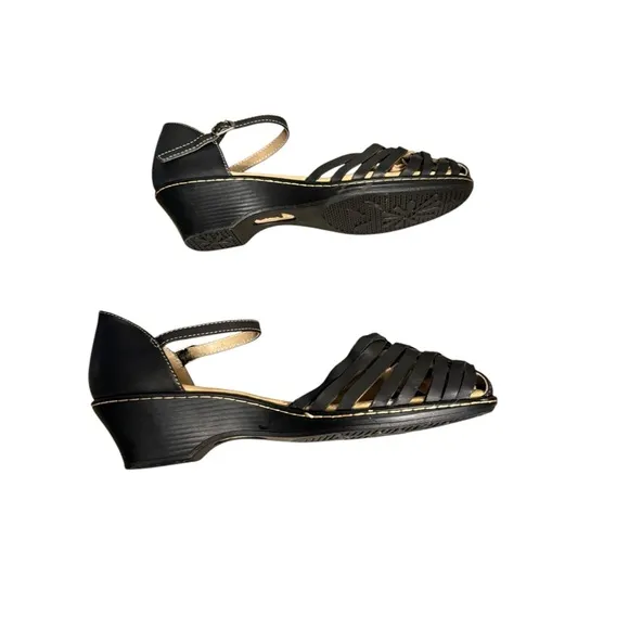 Softspots Tatianna Black Strappy Wedge Sandals 8.5W