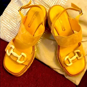 🌹SOFTWAVES Tan Chunky Heel Sandals Awesome Details Wide Straps So Comfortable!