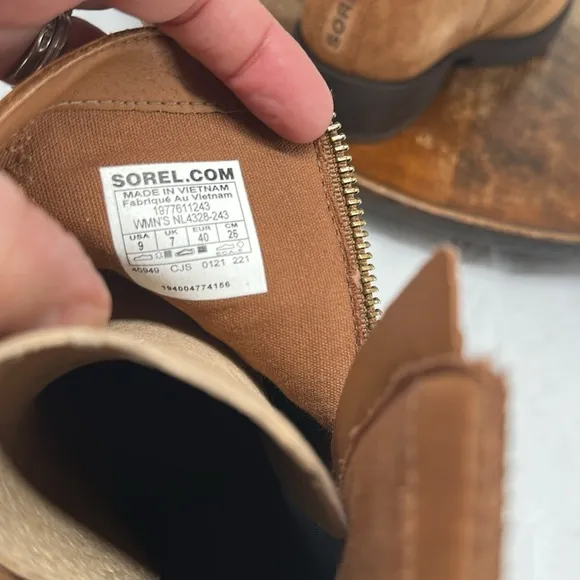 Sorel Boots Wm 9 Emelie II Zip Waterproof Taffy Leather Brown