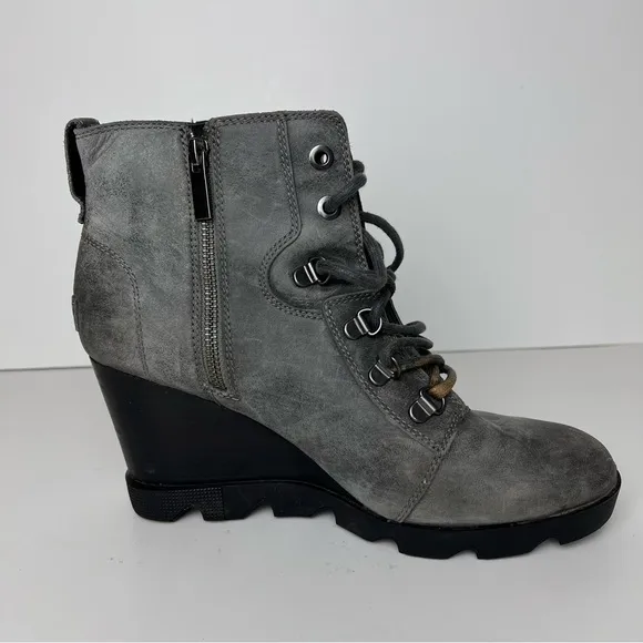 Sorel Boots Women's 10 Joan Uptown Wedge Bootie Ankle Gray Lace Up Walking
