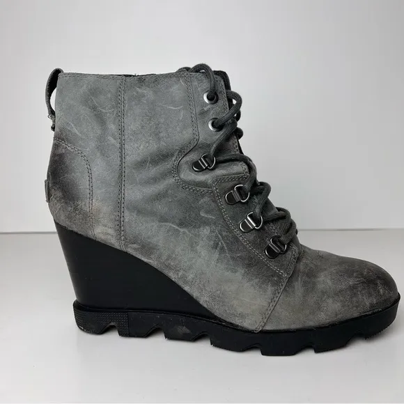 Sorel Boots Women's 10 Joan Uptown Wedge Bootie Ankle Gray Lace Up Walking