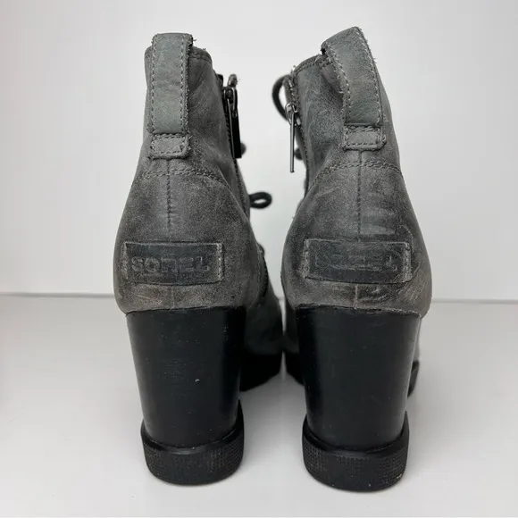 Sorel Boots Women's 10 Joan Uptown Wedge Bootie Ankle Gray Lace Up Walking