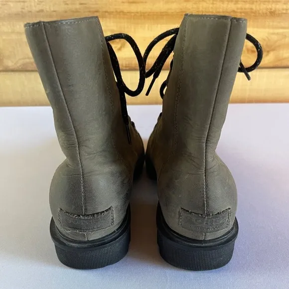 Sorel Boots Womens 10 Phoenix Combat Green Leather Waterproof Short‎ Lace Moto