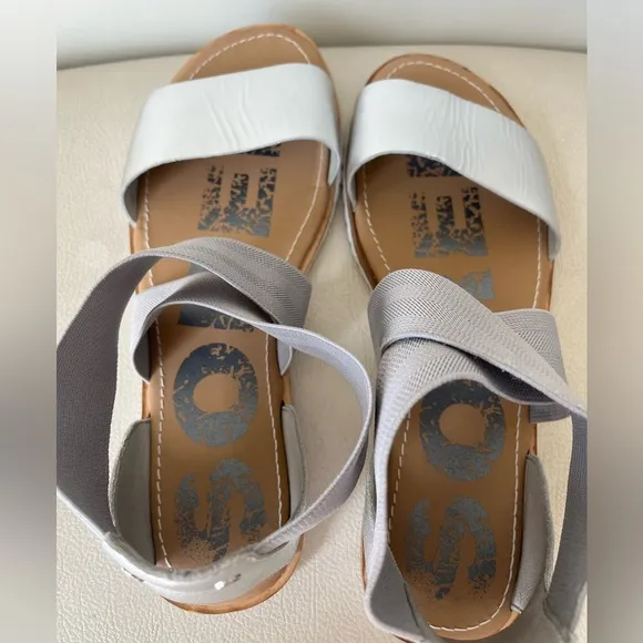 Sorel Ella Women’s Silver Leather Strappy Flat Sandals Size 10.5