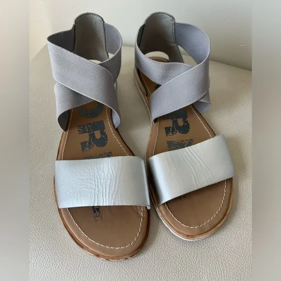 Sorel Ella Women’s Silver Leather Strappy Flat Sandals Size 10.5