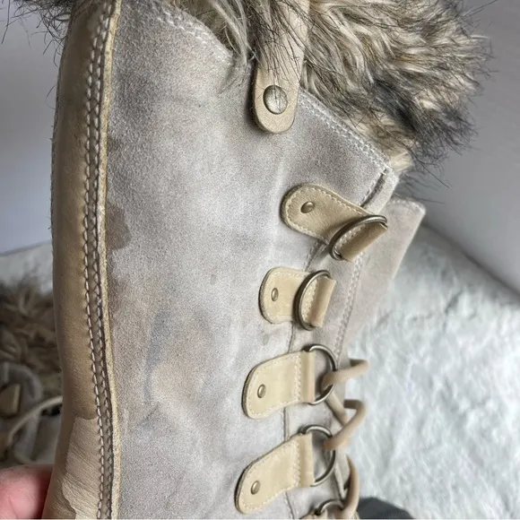 SOREL EUC JOAN OF ARCTIC Winter Snow Boots women Size 11 Color Cream
