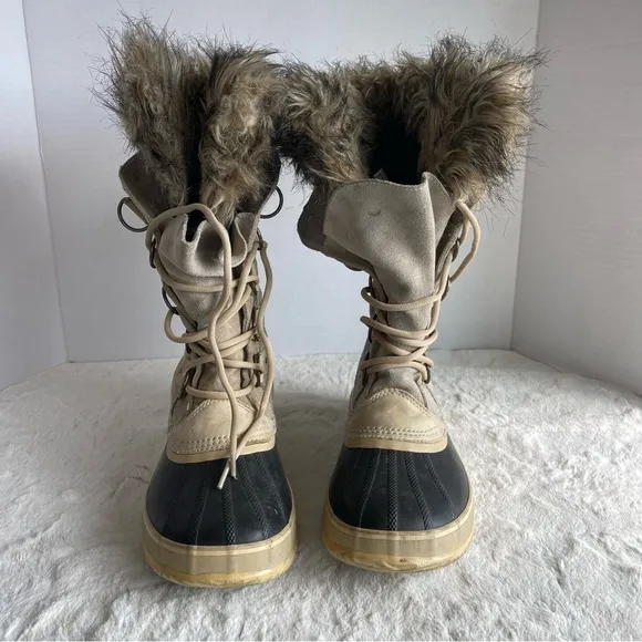 SOREL EUC JOAN OF ARCTIC Winter Snow Boots women Size 11 Color Cream