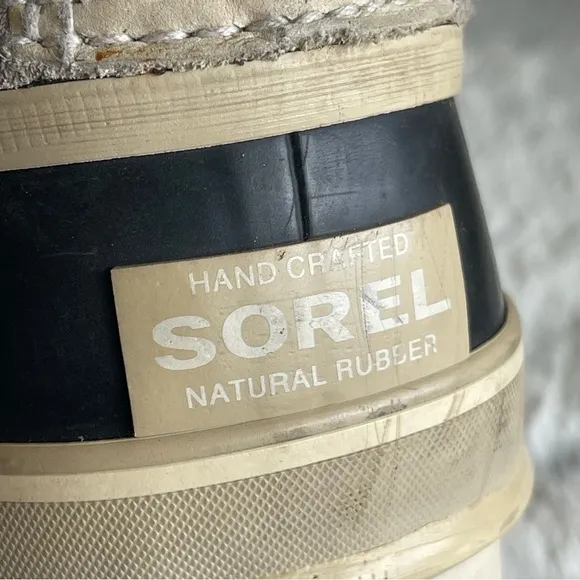 SOREL EUC JOAN OF ARCTIC Winter Snow Boots women Size 11 Color Cream