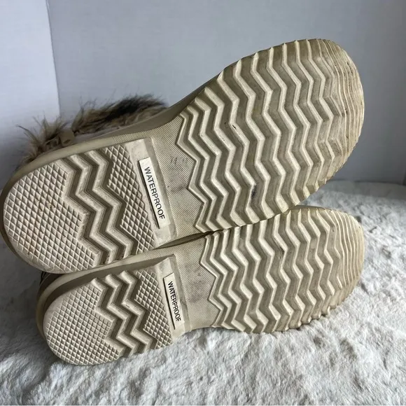 SOREL EUC JOAN OF ARCTIC Winter Snow Boots women Size 11 Color Cream