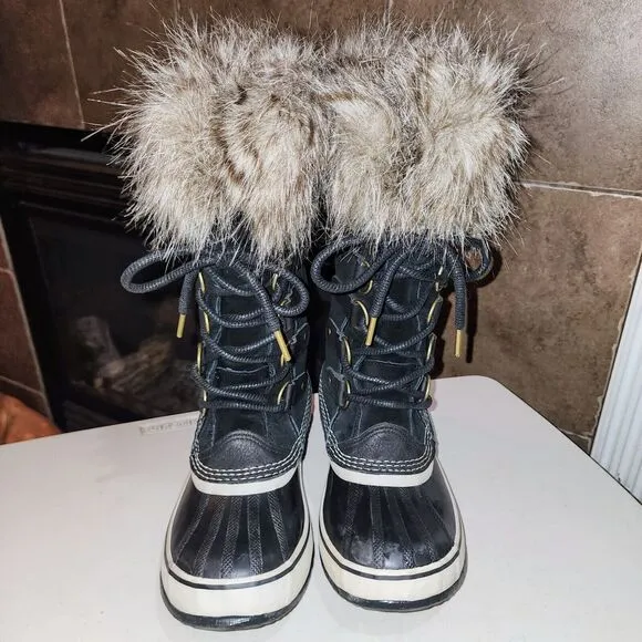SOREL JOAN OF ARCTIC 8.5 Tall Lace Up Leather Outdoor Faux Fur Trim Duck Boots