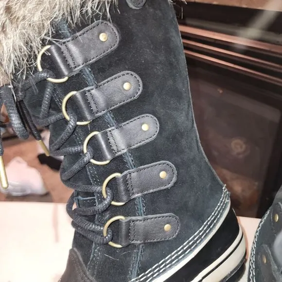 SOREL JOAN OF ARCTIC 8.5 Tall Lace Up Leather Outdoor Faux Fur Trim Duck Boots