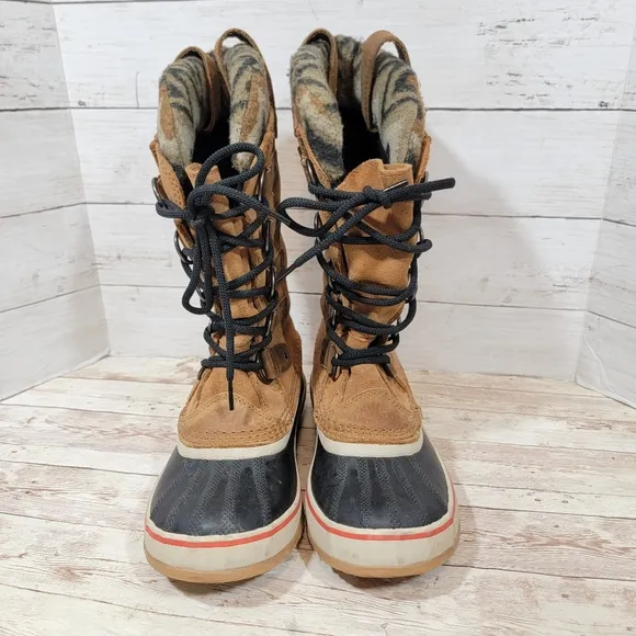 Sorel Joan of Arctic Knit II Winter Boots in Brown Size 6.5