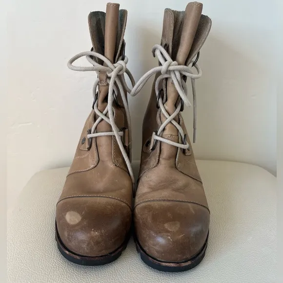 SOREL Joan of Arctic Lace up Wedge Ash Brown Leather Waterproof Boots