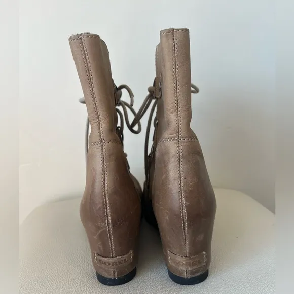 SOREL Joan of Arctic Lace up Wedge Ash Brown Leather Waterproof Boots
