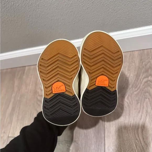 Sorel Kids Shoes in Brown and Black