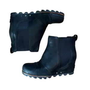 Sorel Lea Black Waterproof Leather Chelsea Hidden Wedge Short Boots Women's Sz 9