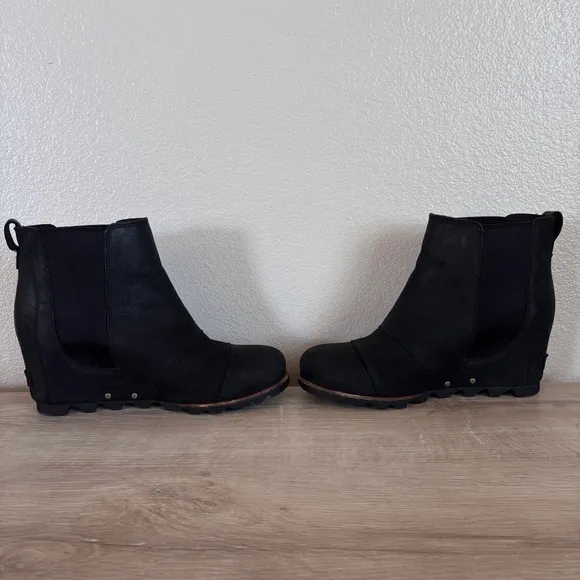 Sorel Lea Wedge Black Leather Waterproof Booties Size 9