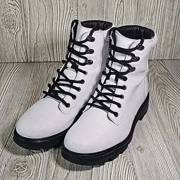 Sorel Lennox Lace Up White Waterproof Leather Combat Boots Womens Size 10