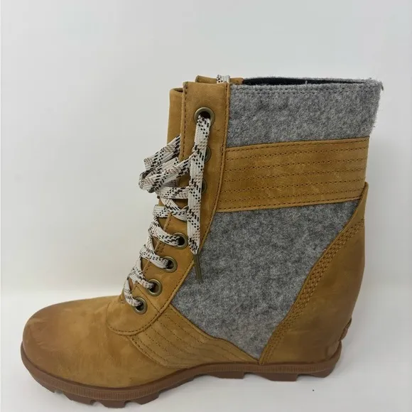 Sorel Lexie Wedge 10.5 Felt Camel Brown‎ Leather Lace Up Boot Waterproof