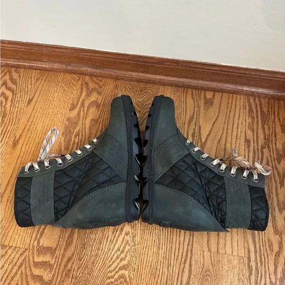 Sorel Lexie Wedge Boots Womens Size 10
