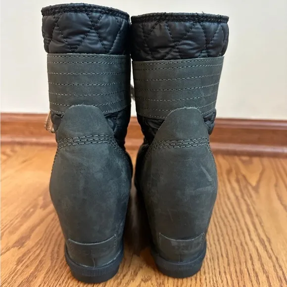 Sorel Lexie Wedge Boots Womens Size 10