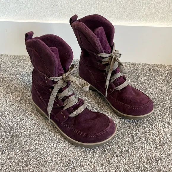 Sorel Meadow Lace Suede Waterproof Leather Boot size 5.5