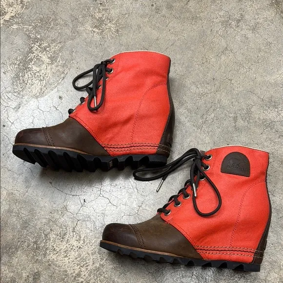 Sorel Red and Brown Lace Up Boots with Wedge Sole