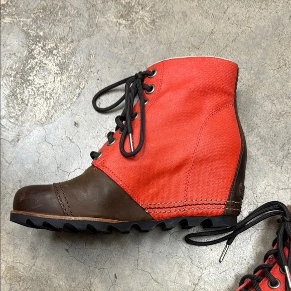 Sorel Red and Brown Lace Up Boots with Wedge Sole