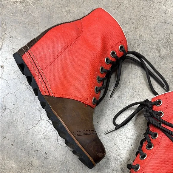 Sorel Red and Brown Lace Up Boots with Wedge Sole