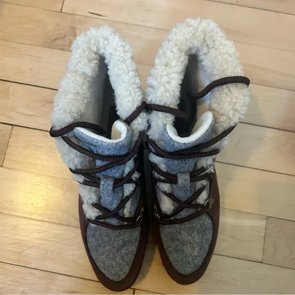 Sorel Sneakchic Alpine Holiday Boots 6.5 Women Shearling And Leather