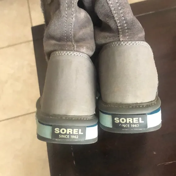 Sorel waterproof boots (both)