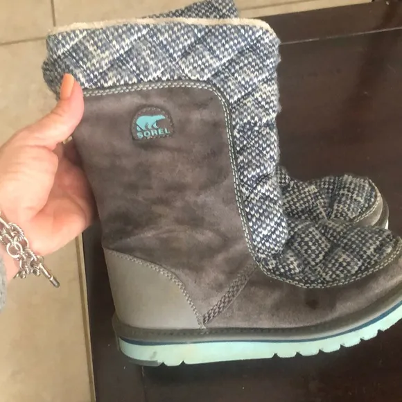 Sorel waterproof boots (both)