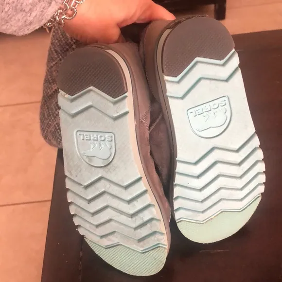 Sorel waterproof boots (both)