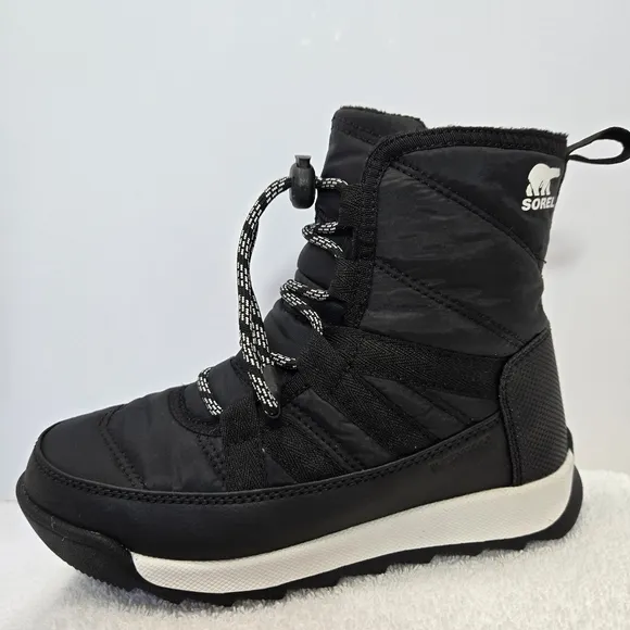 Sorel Whitney II Youth Size 1 Black Ankle Outdoor Boots 1921401010