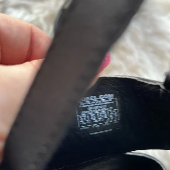 Sorel Women's Black Leather Sandals