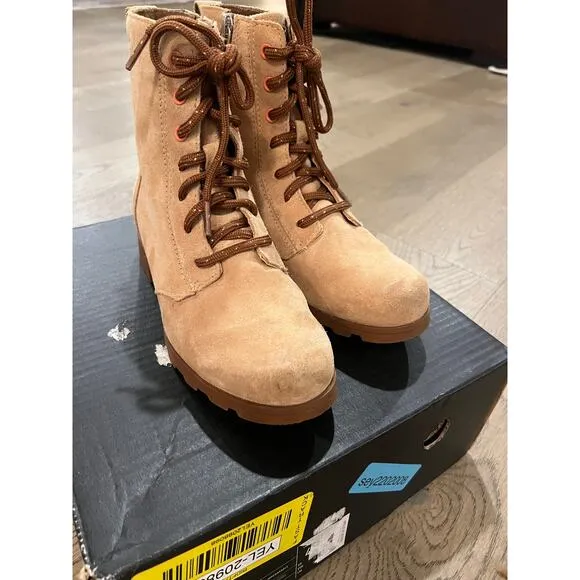 Sorel Youth Emelie Lace Waterproof Boots 4 Big Kid Girls